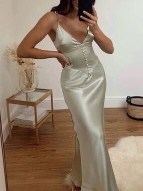 Bardot Zelda Slip Dress Size XS Pistachio Green Satin Maxi Formal Event NWT